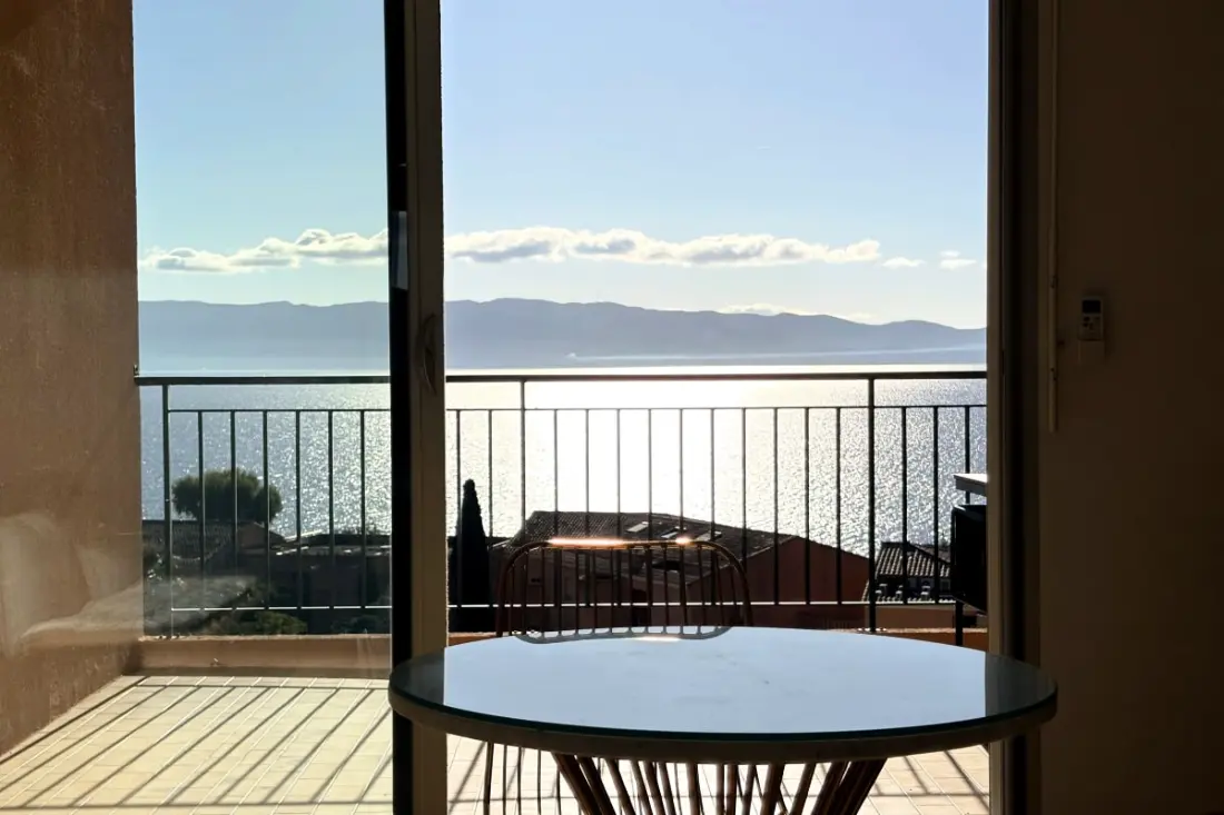Studio Lumineux Avec Vue Mer à Ajaccio