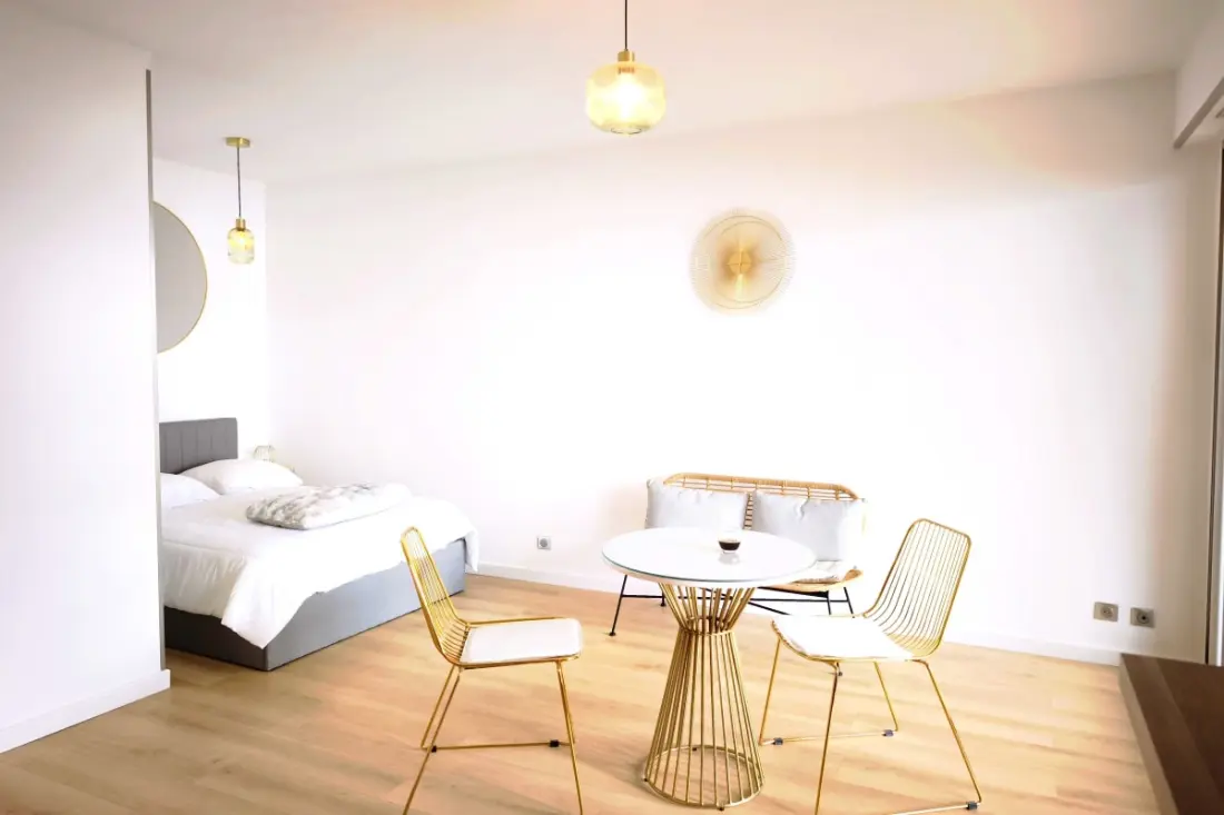 Studio Lumineux Avec Vue Mer à Ajaccio