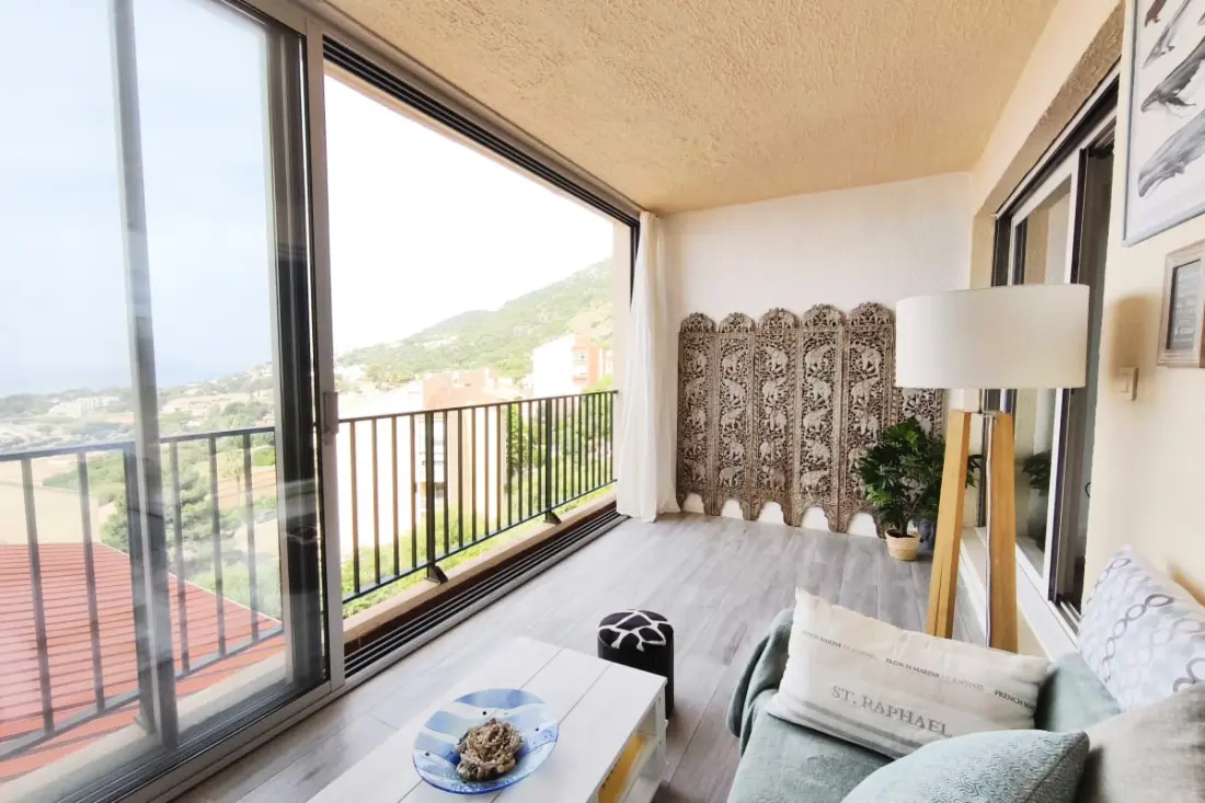 Appartement Avec Balcon - Vue Mer