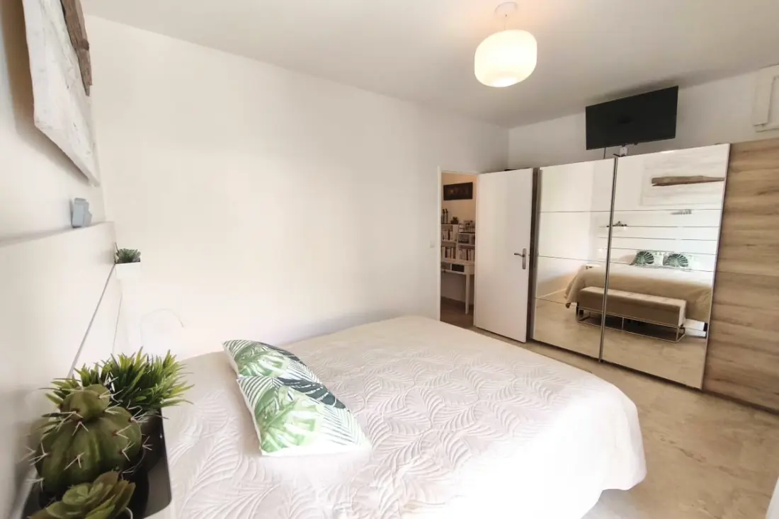 Appartement Avec Balcon - Vue Mer