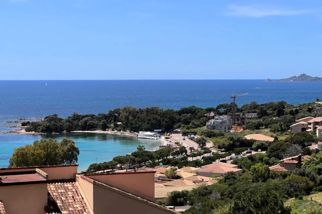 Appartement Avec Balcon - Vue Mer