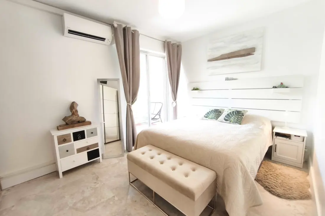 Appartement Avec Balcon - Vue Mer