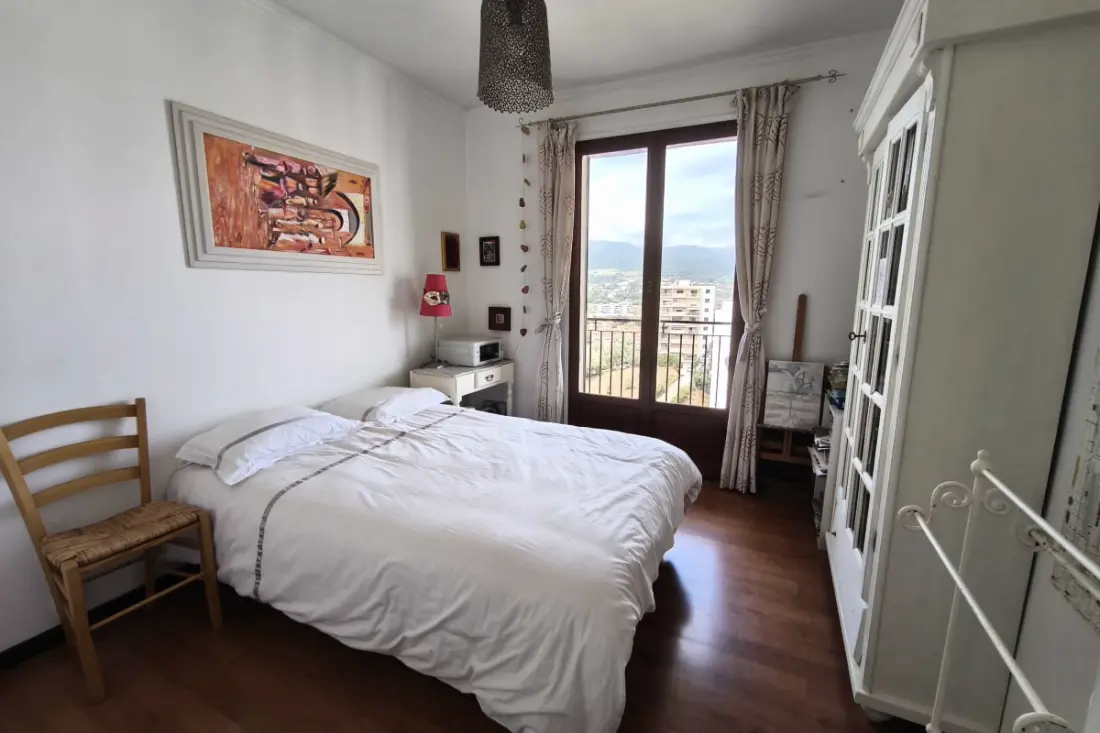 Appartement Lumineux Avec Balcon à Ajaccio