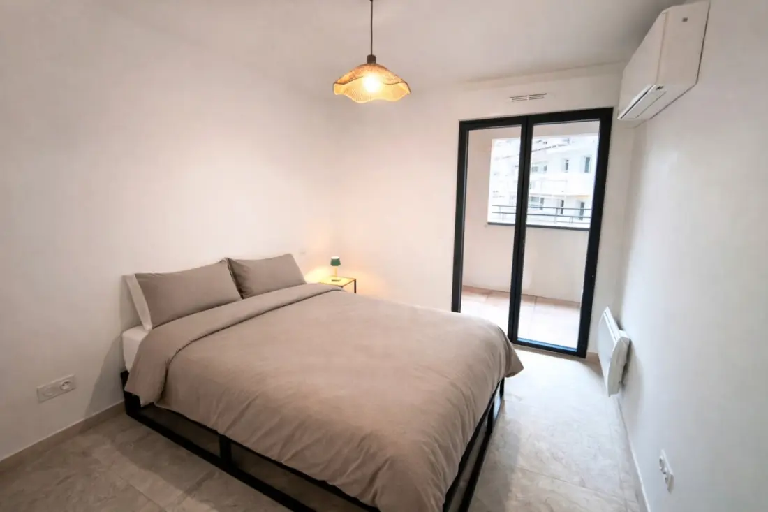 Appartement Lumineux Avec Terrasse à Ajaccio