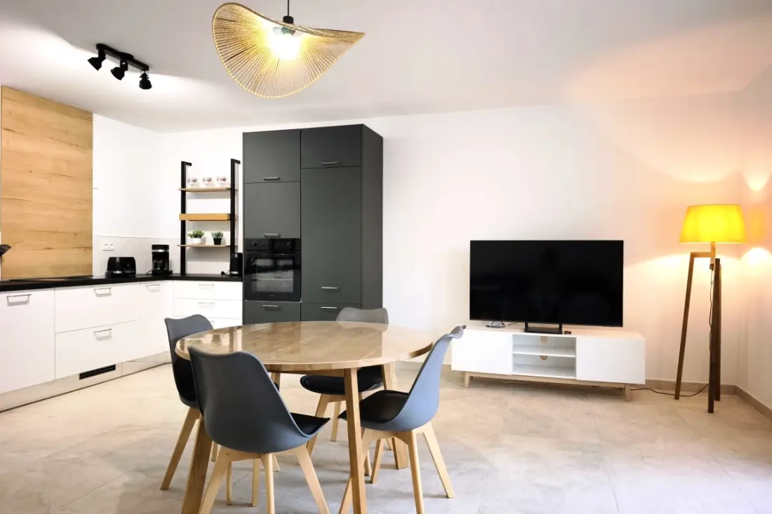 Appartement Lumineux Avec Terrasse à Ajaccio