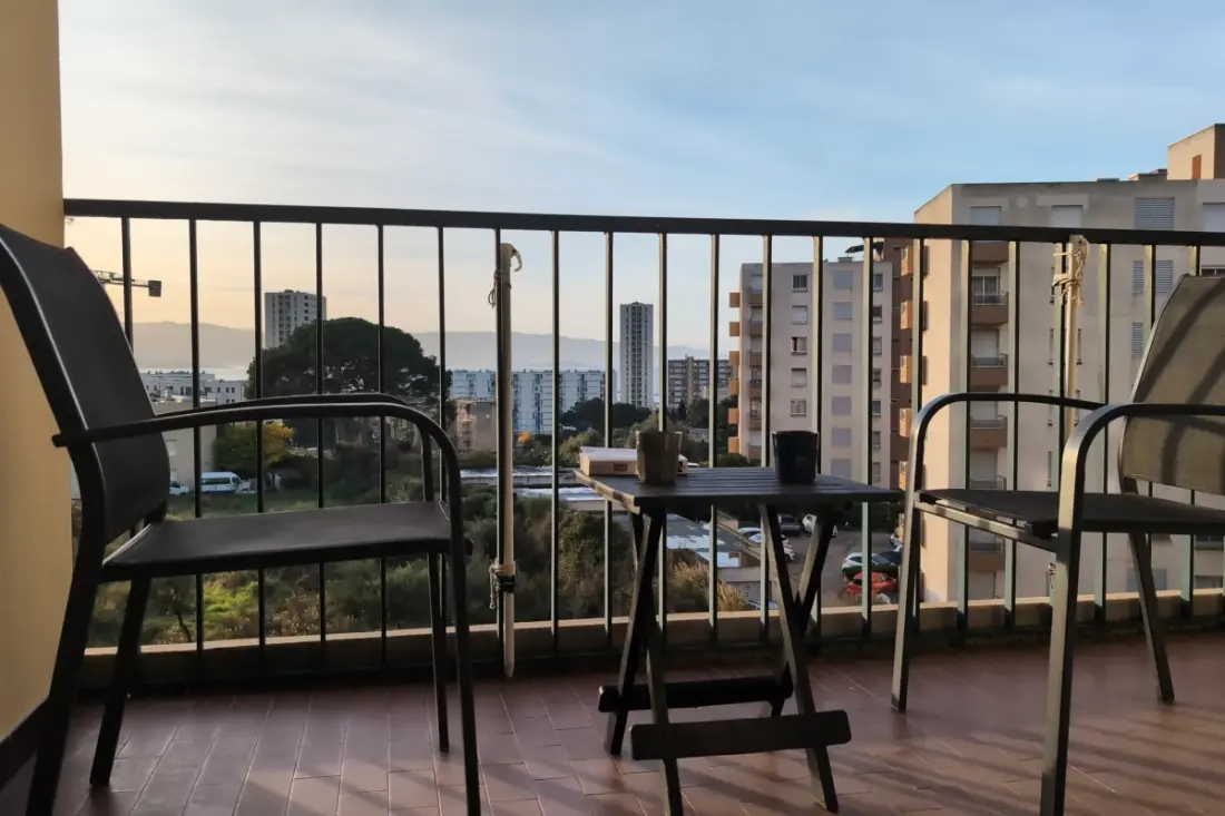 Appartement Avec Vue Mer Et Balcon à Ajaccio