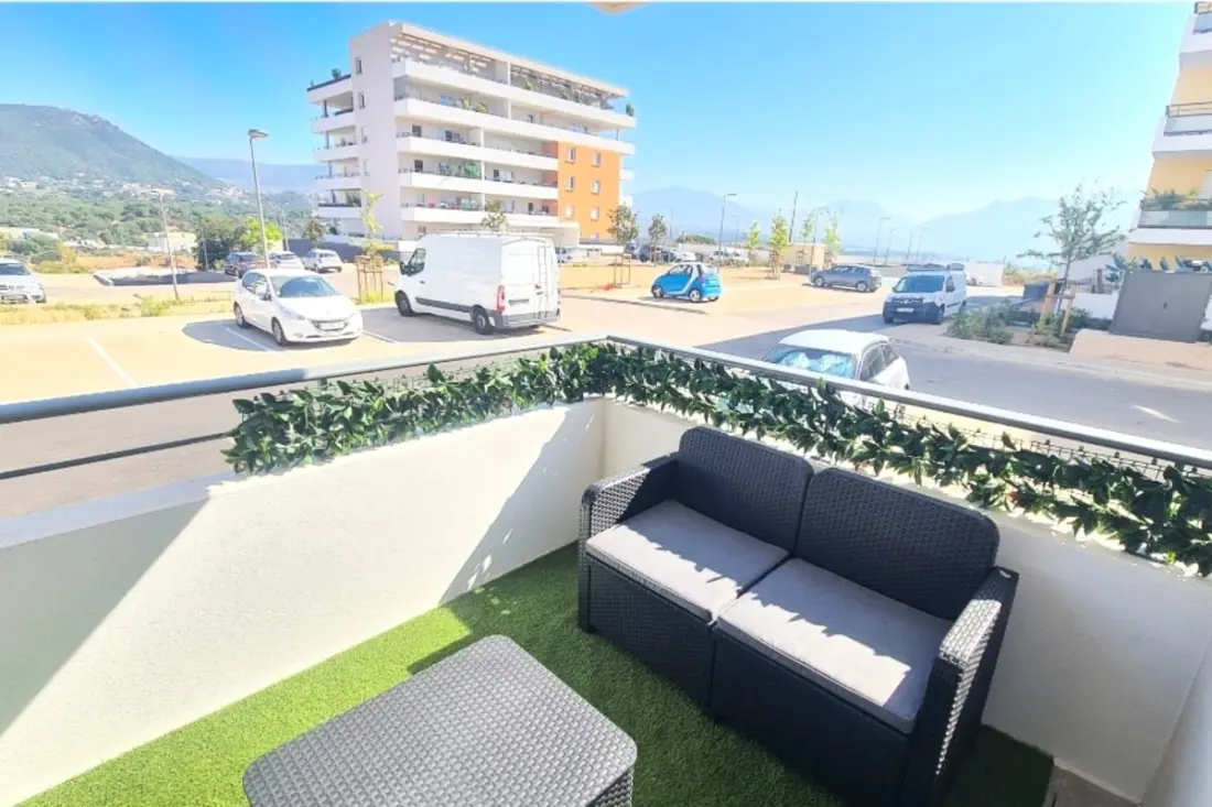 Appartement Neuf  Et Cosy Avec Terrasse