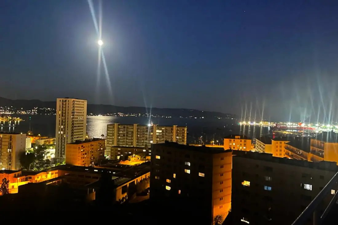 Duplex Avec Roof Top Et Vue à 360°