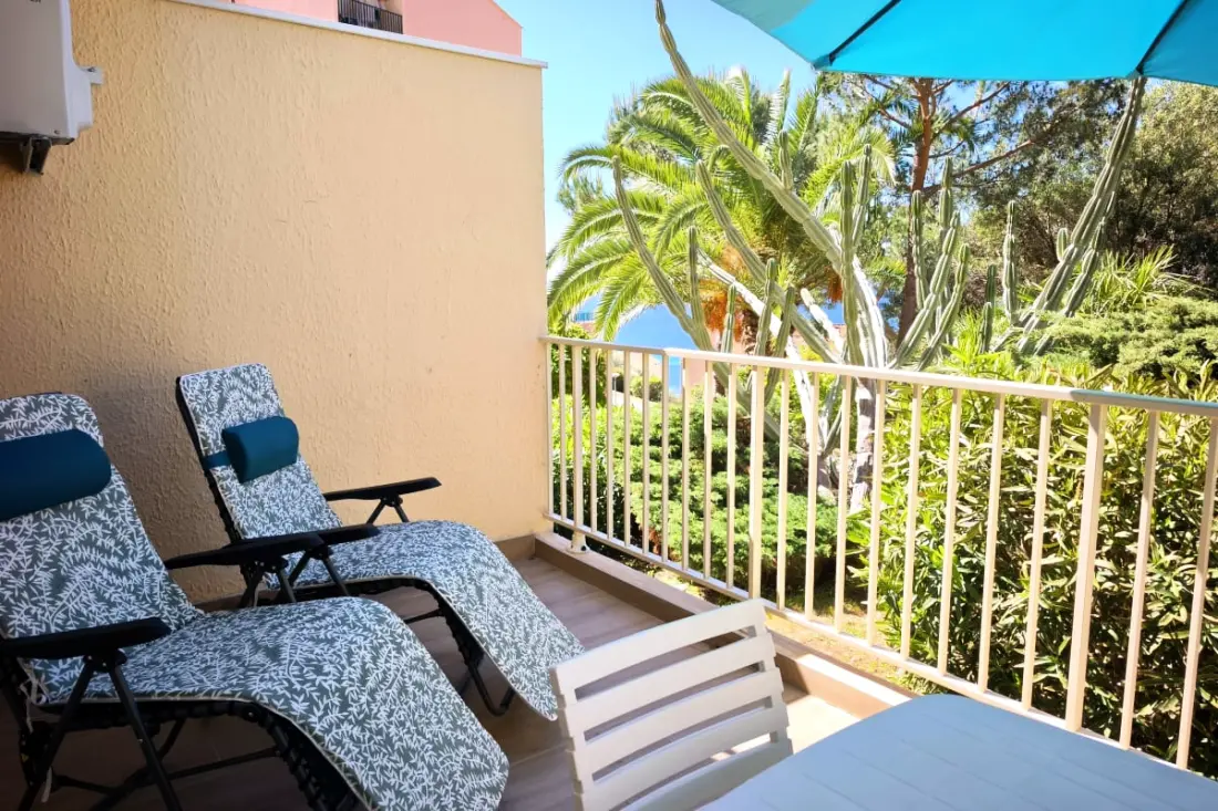 Studio Vue Mer Et Jardin à 10 Min Des Plages
