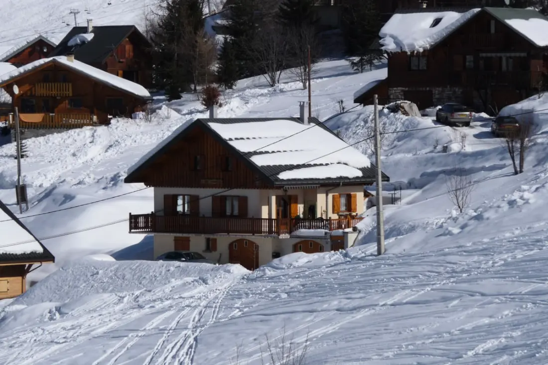 Grand Chalet Avec Terrasse, Vue Montagne Et Espace Nature