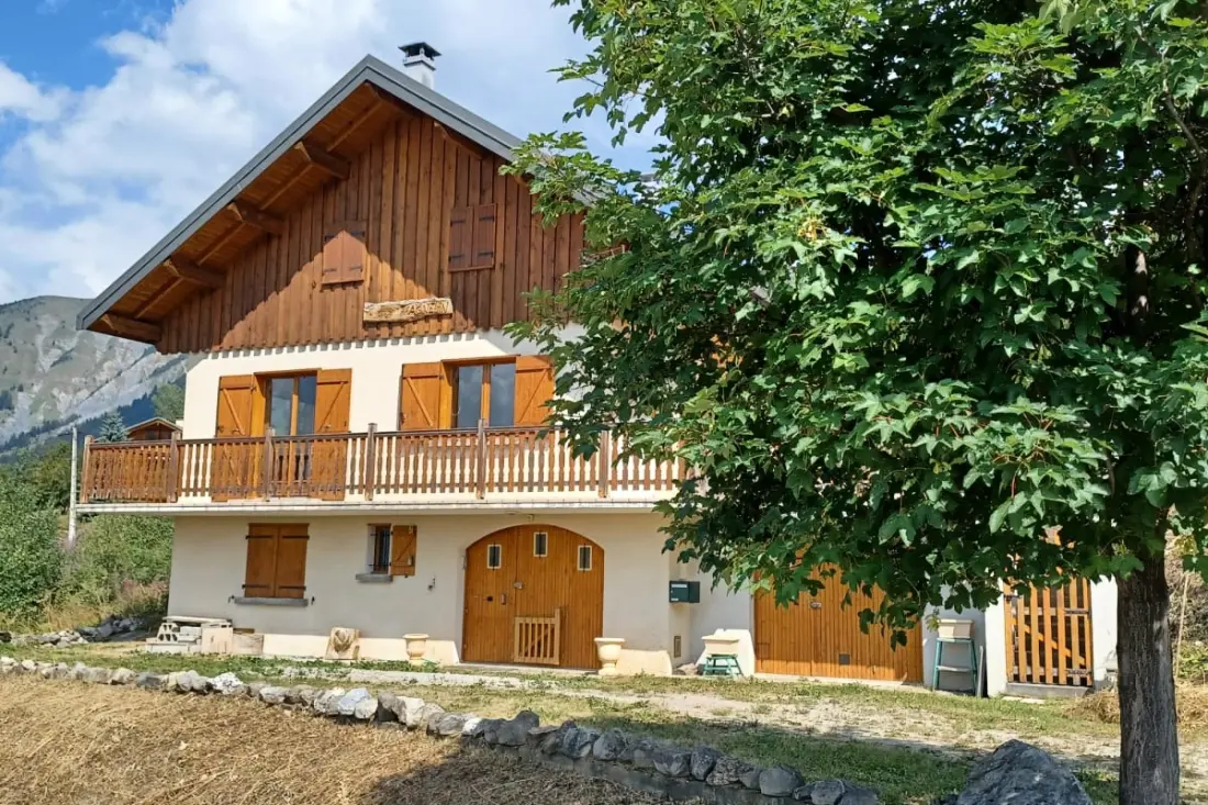Grand Chalet Avec Terrasse, Vue Montagne Et Espace Nature