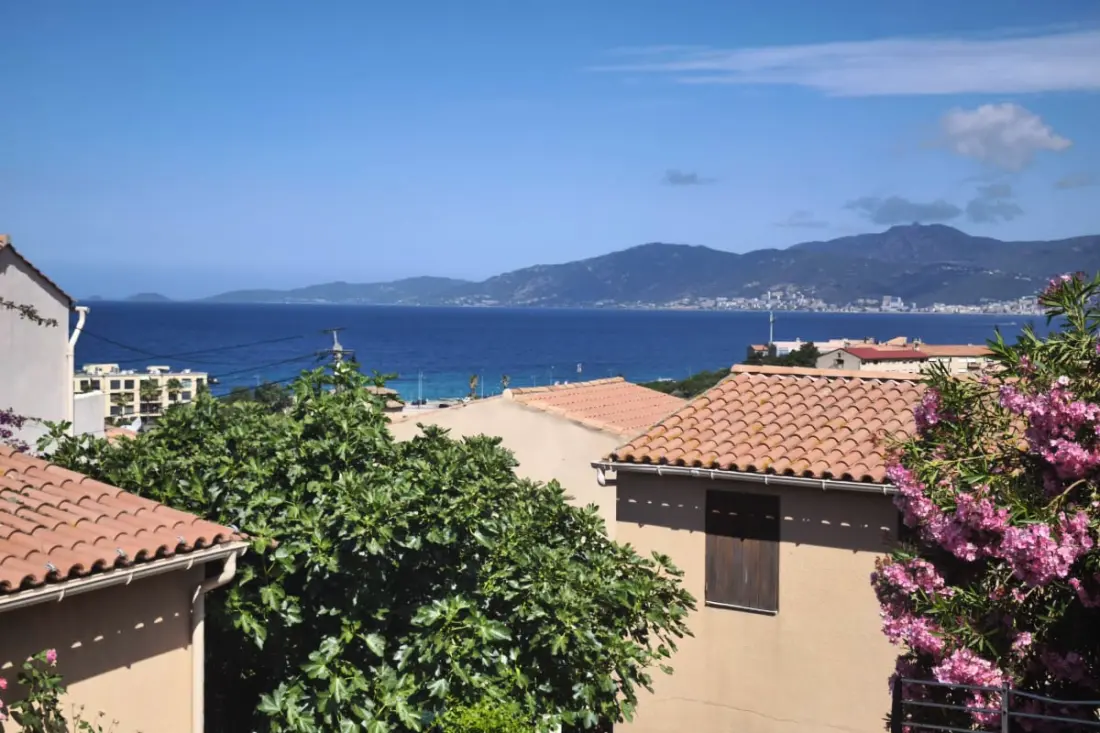 Studio Avec Balcon à Deux Pas De La Plage D’agosta