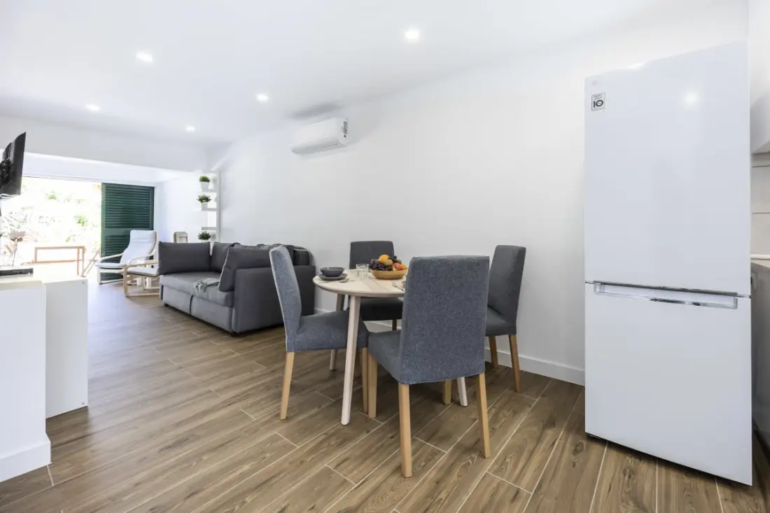 Alfamar Beach Apartment