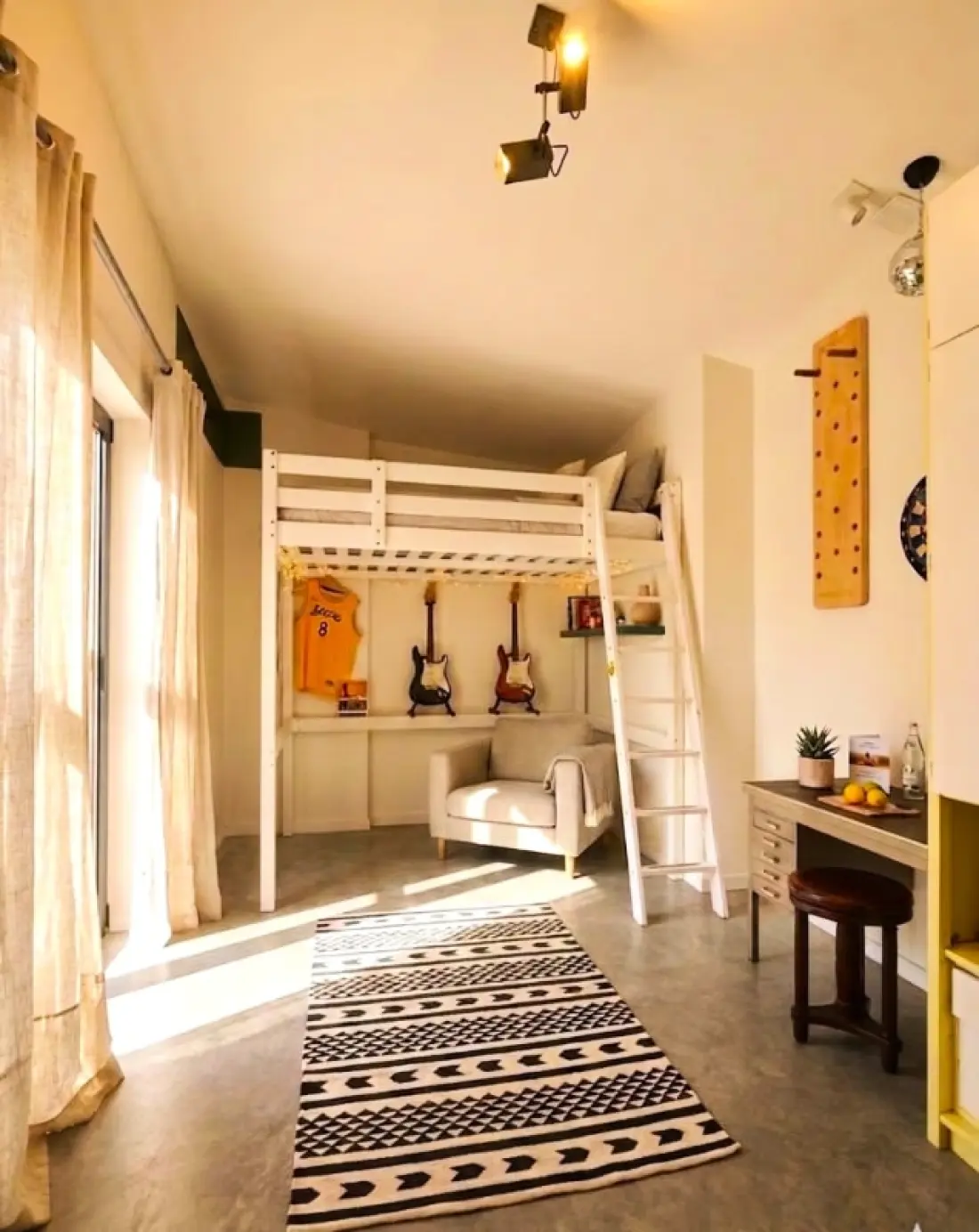 Casa Lebowski