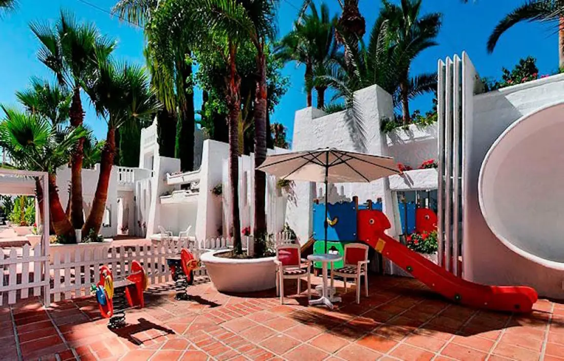 Aparthotel Suite Albayzin del Mar4 étoiles★★★★