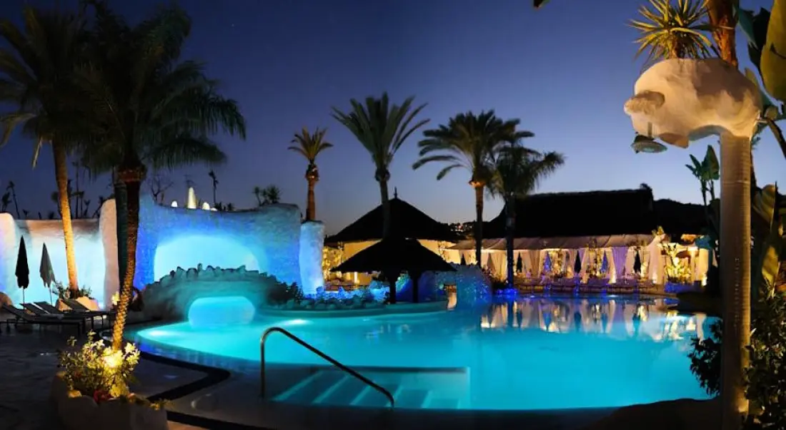 Aparthotel Suite Albayzin del Mar4 étoiles★★★★