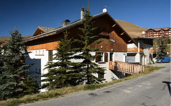 Chalet familial dans un ancien hôtel rénové - maeva Home
