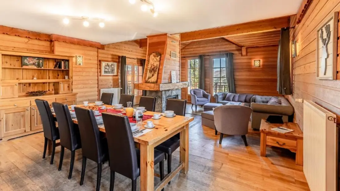 Les Chalets de l'Altiport
