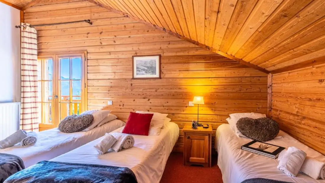 Les Chalets de l'Altiport