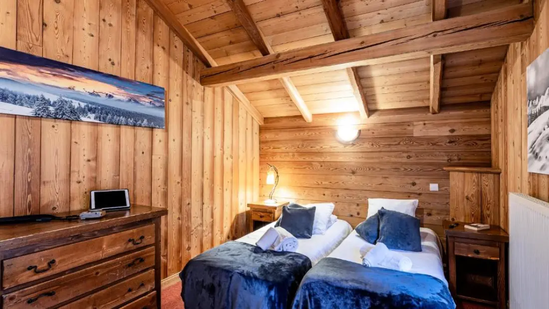 Les Chalets de l'Altiport