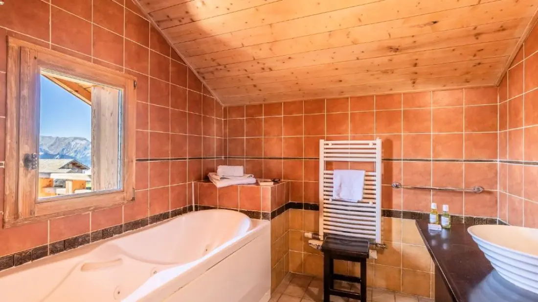 Les Chalets de l'Altiport