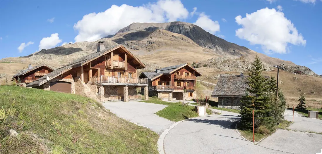 Les Chalets de l'Altiport
