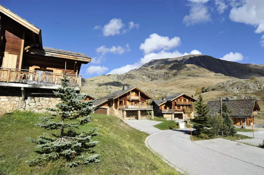 Les Chalets de l'Altiport