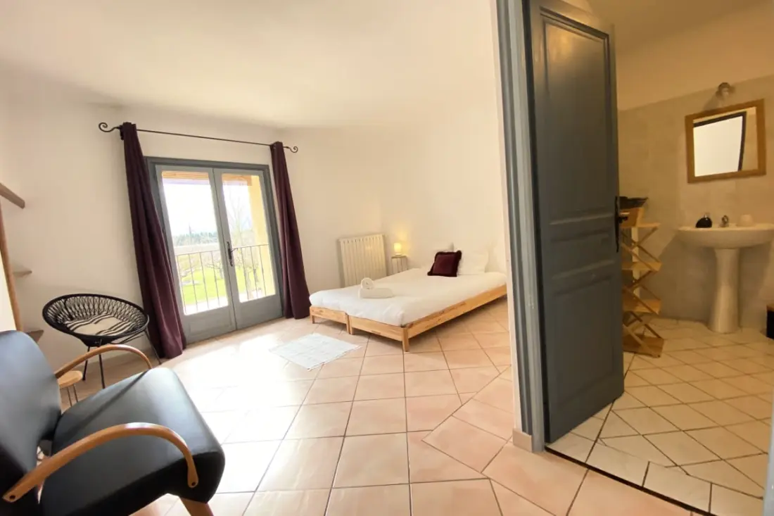 84b7 - Logement Dans Mas De Charme Du Xviiième Siècle