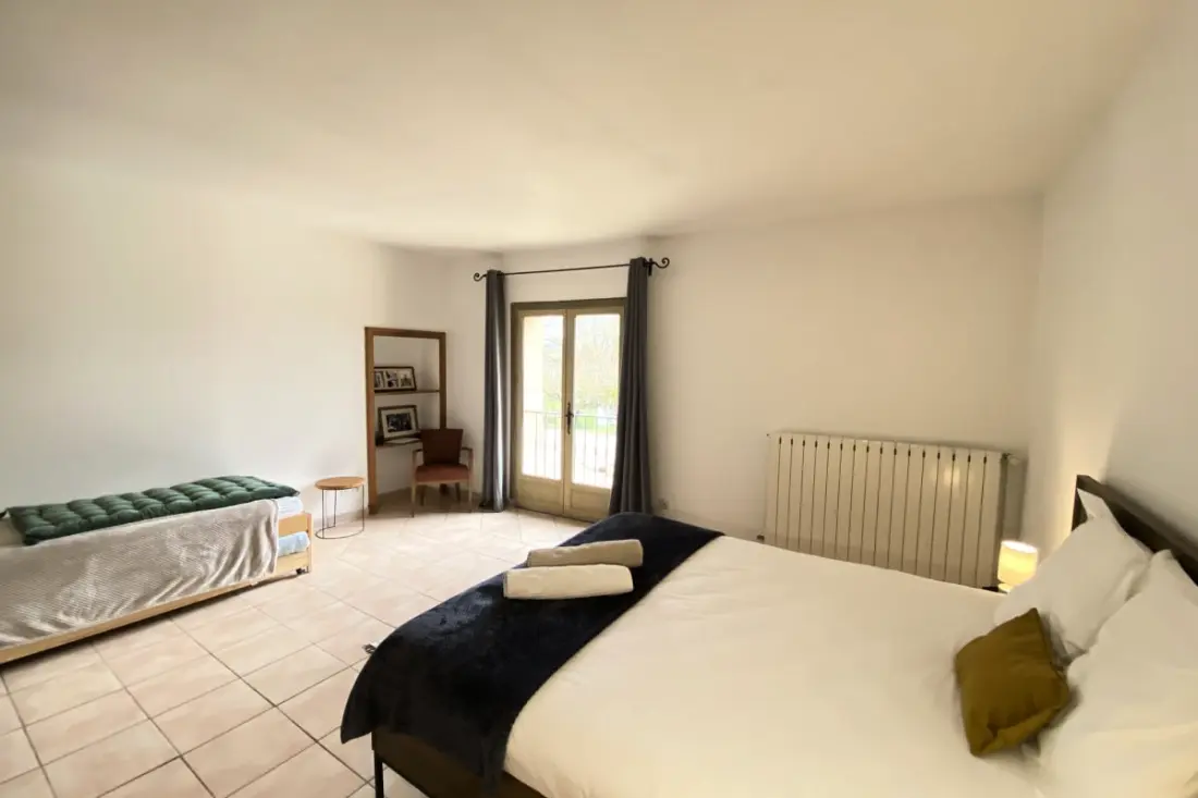 84b7 - Logement Dans Mas De Charme Du Xviiième Siècle