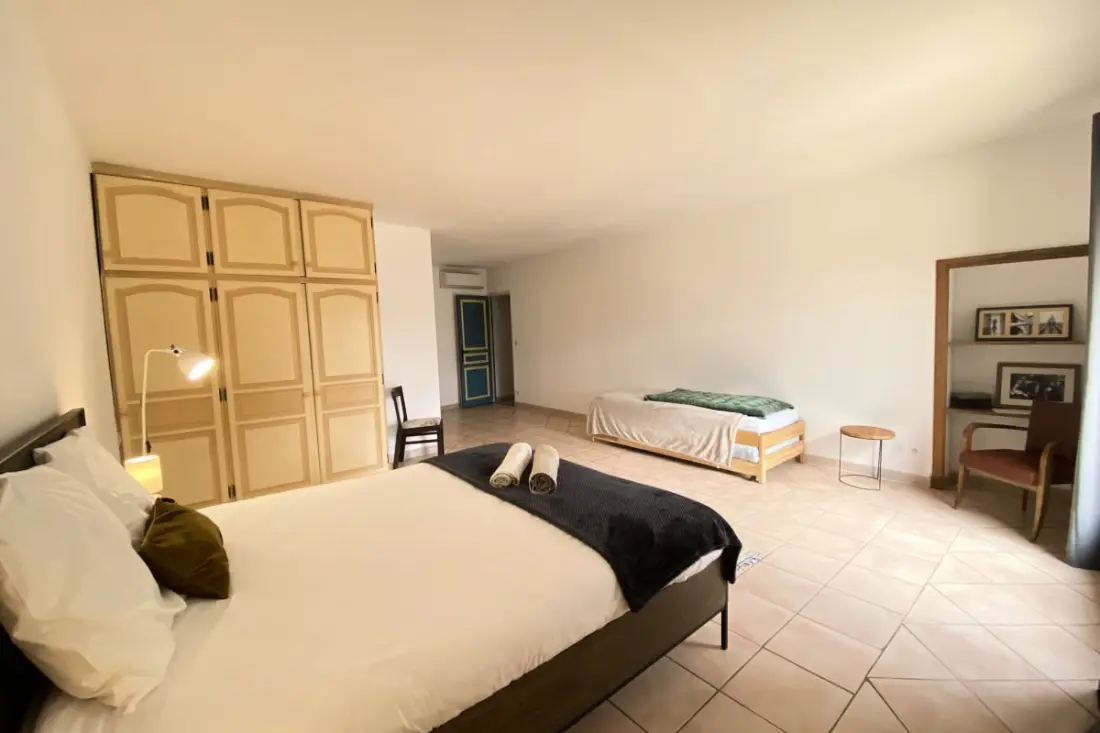 84b7 - Logement Dans Mas De Charme Du Xviiième Siècle