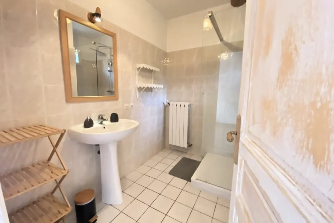 84b7 - Logement Dans Mas De Charme Du Xviiième Siècle