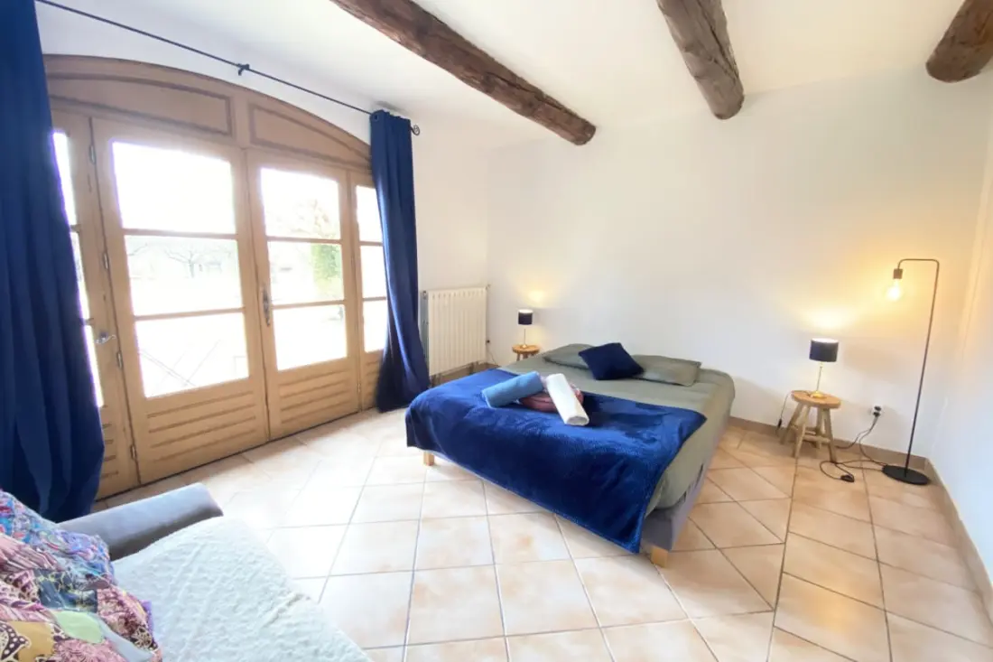 84b7 - Logement Dans Mas De Charme Du Xviiième Siècle