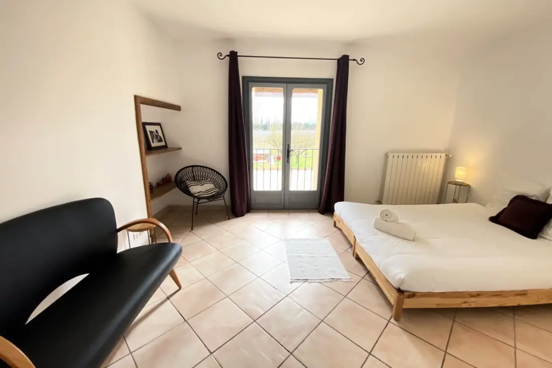 84b7 - Logement Dans Mas De Charme Du Xviiième Siècle