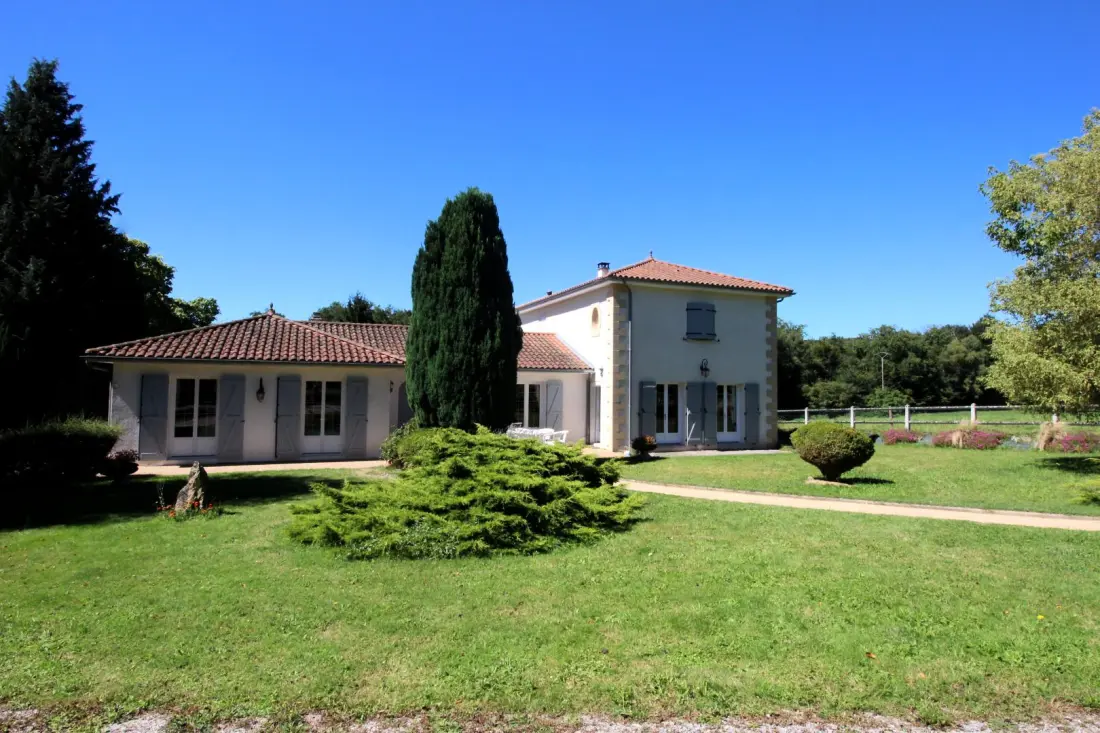 Gîte de France Le mas du puy - la tour 3 épis