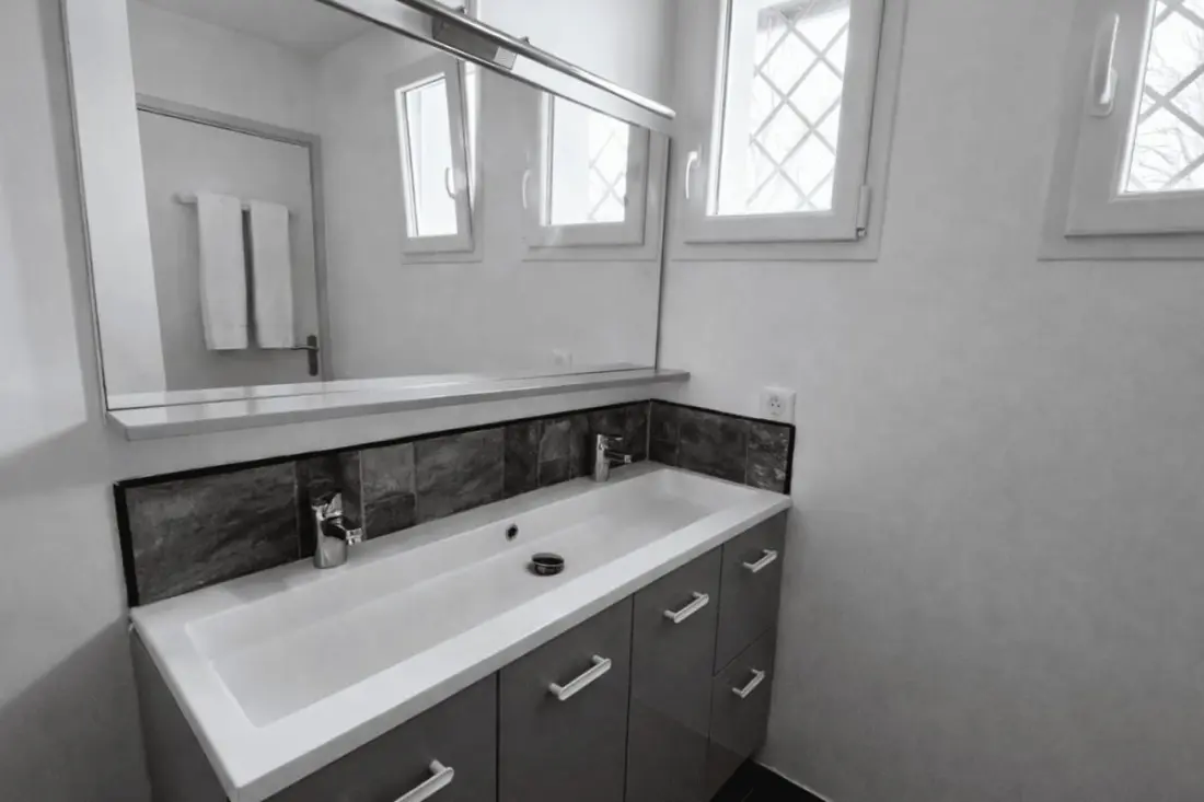 Appartement Avec Jacuzzi &amp; Cour à Andernos