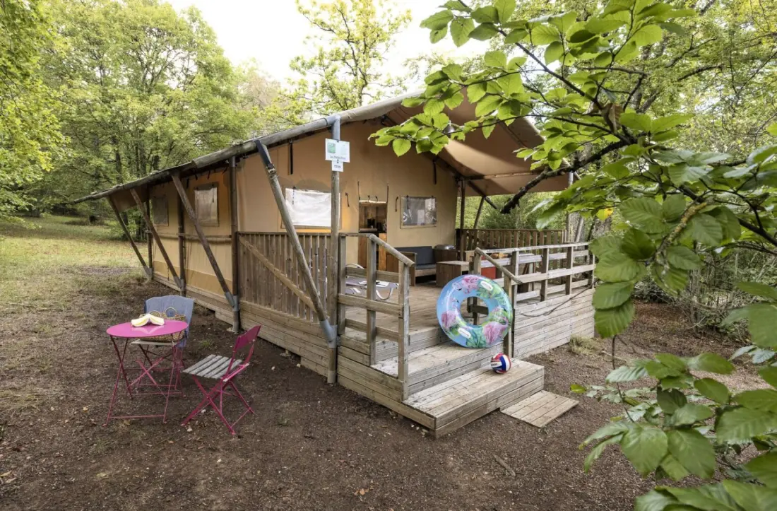 Camping Ushuaïa Villages Au Bois Joli 4 étoiles★★★★