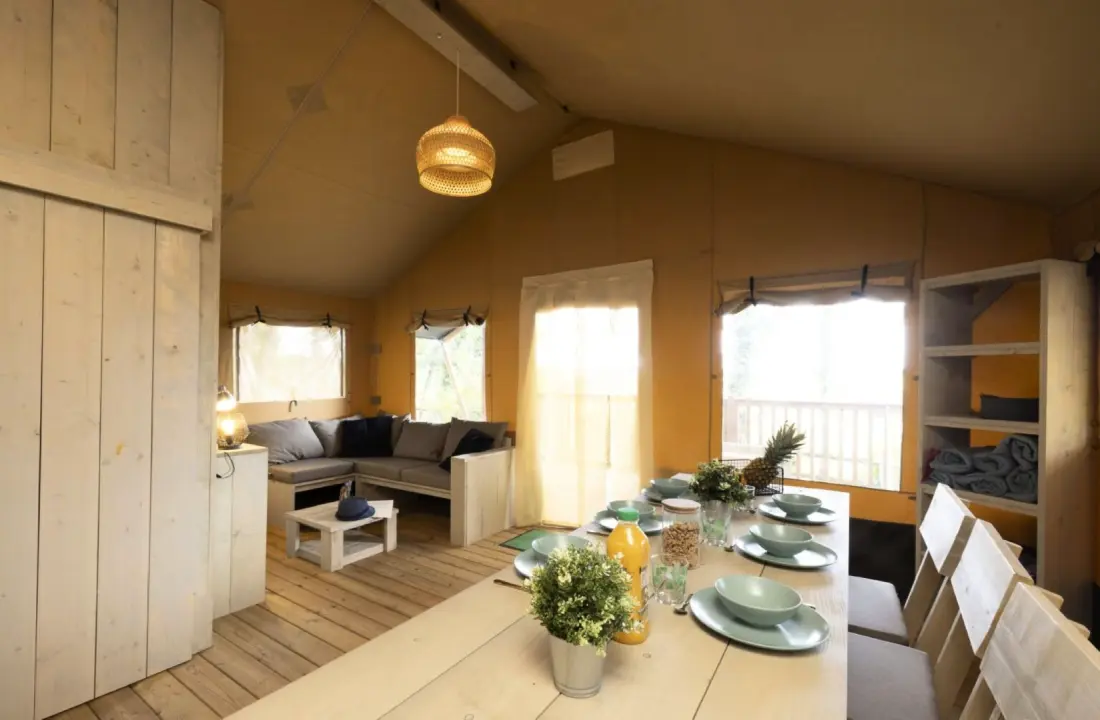 Camping Ushuaïa Villages Au Bois Joli 4 étoiles★★★★