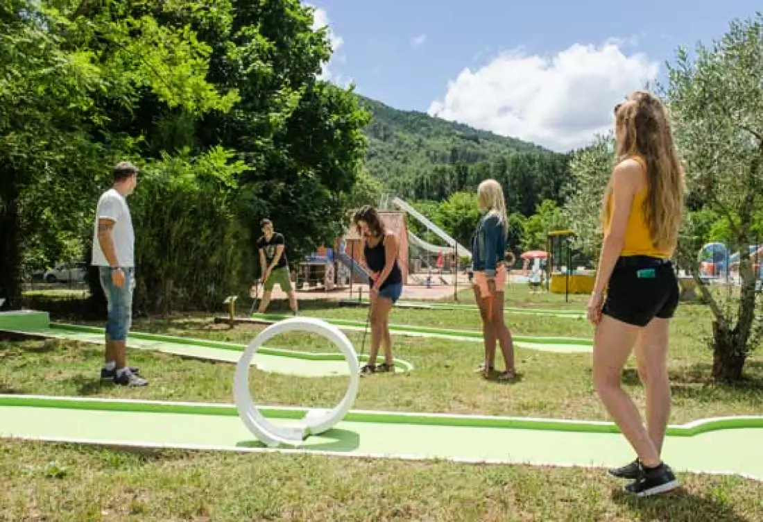 Camping Les Plans4 étoiles★★★★