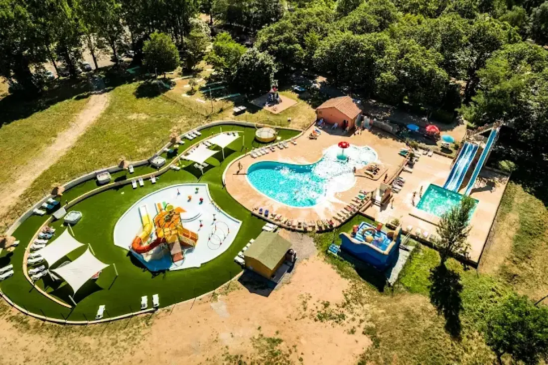 Camping Les Plans4 étoiles★★★★