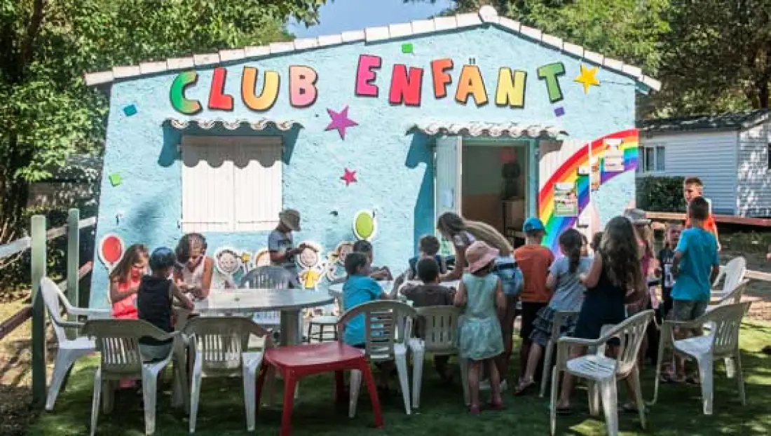 Camping Les Plans4 étoiles★★★★