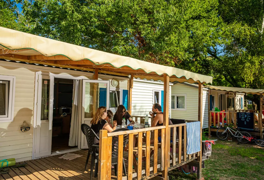 Camping Les Plans4 étoiles★★★★