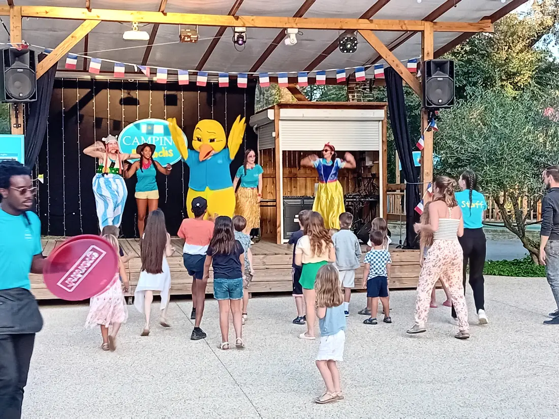 Camping Paradis Domaine de Gaujac4 étoiles★★★★