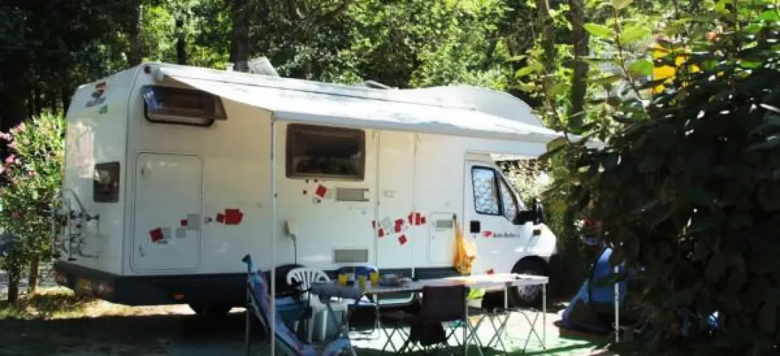 Camping Paradis Domaine de Gaujac4 étoiles★★★★
