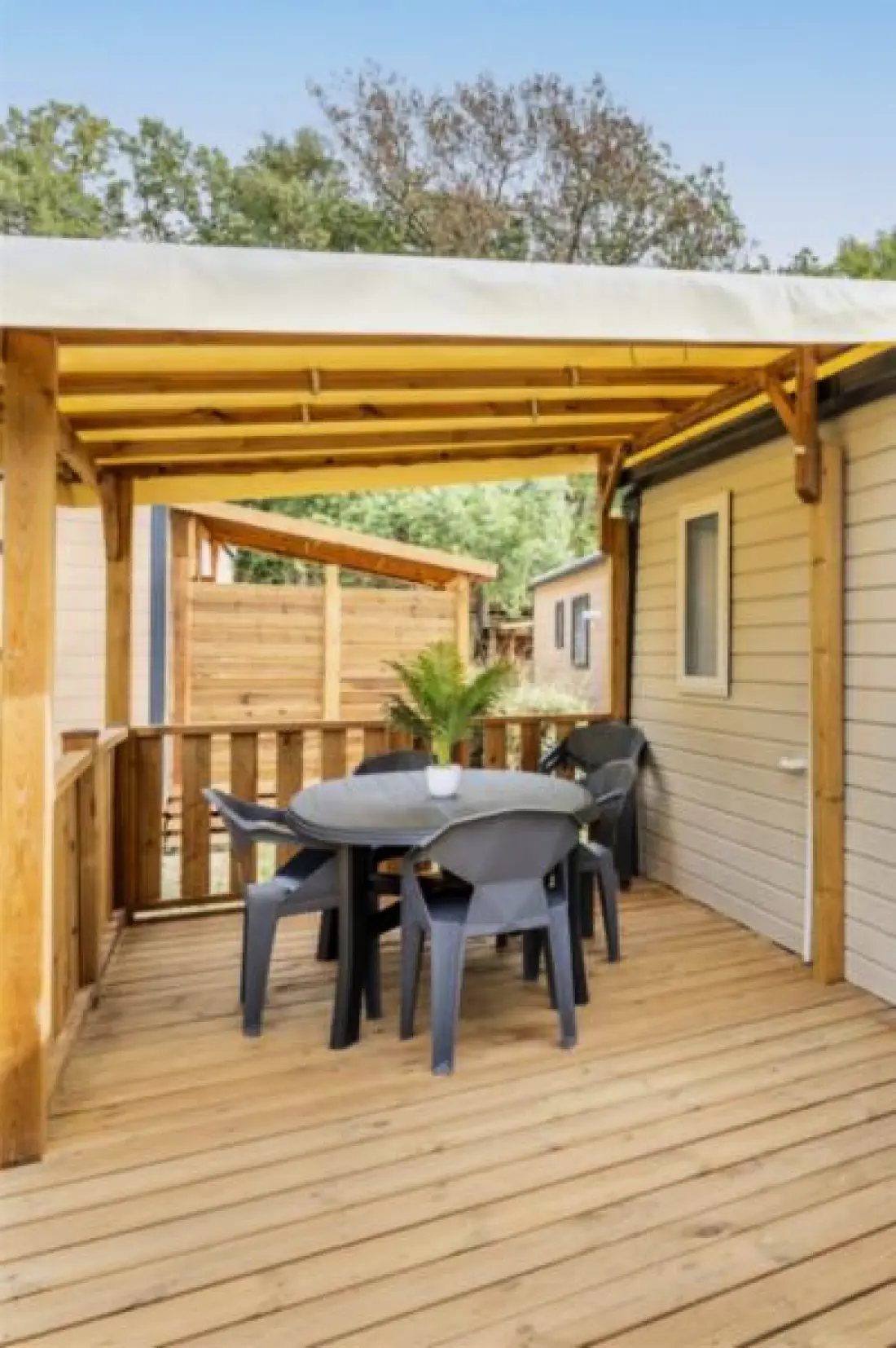 Camping Paradis Domaine de Gaujac4 étoiles★★★★