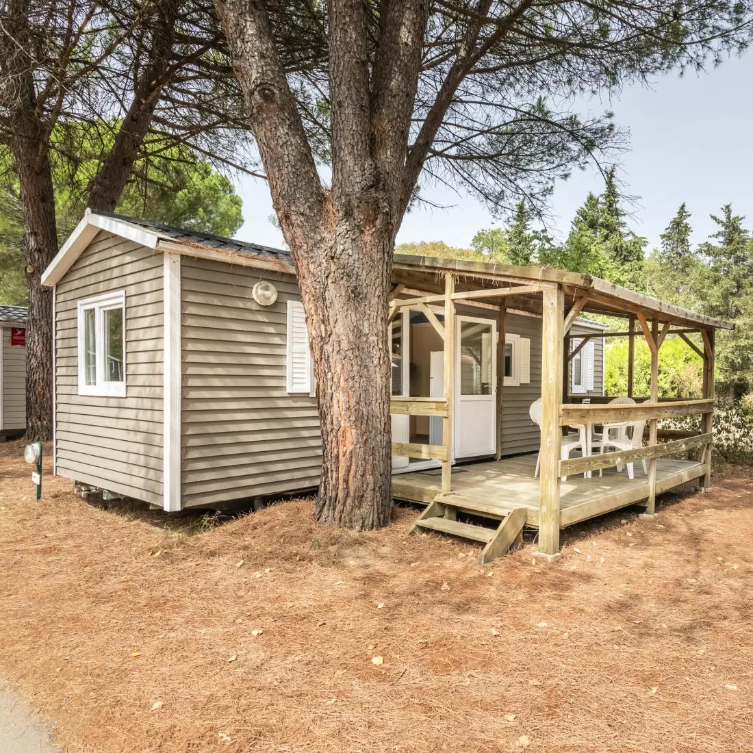 Camping Paradis Domaine de Gaujac4 étoiles★★★★