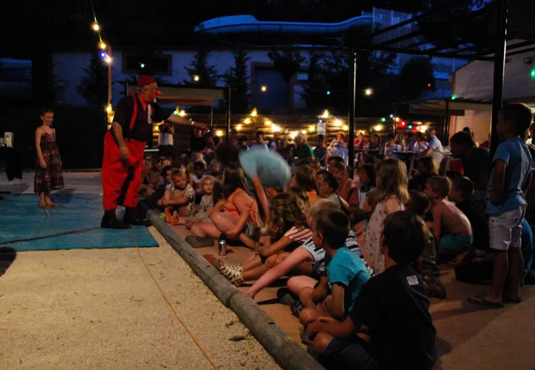 Flower CAMPING LES FAUVETTES 3 étoiles★★★