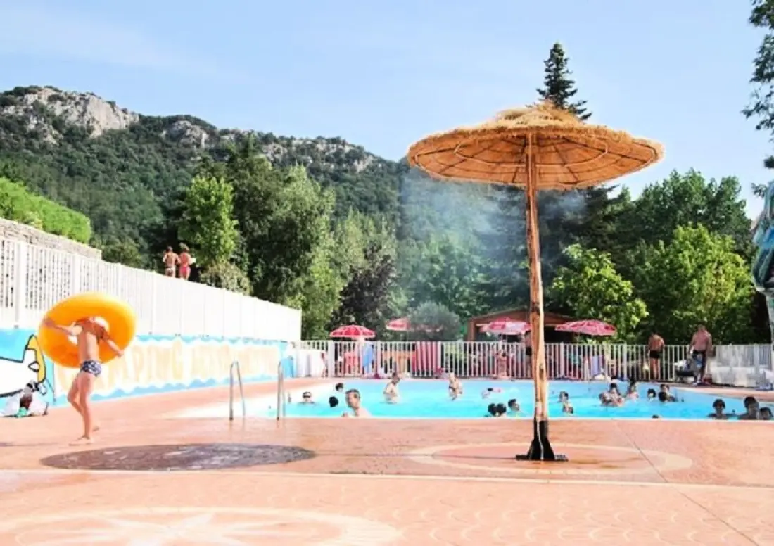 Flower CAMPING LES FAUVETTES 3 étoiles★★★