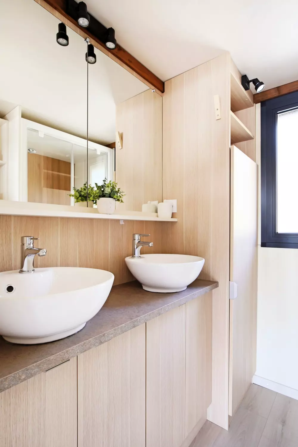 Flower CAMPING LES FAUVETTES 3 étoiles★★★