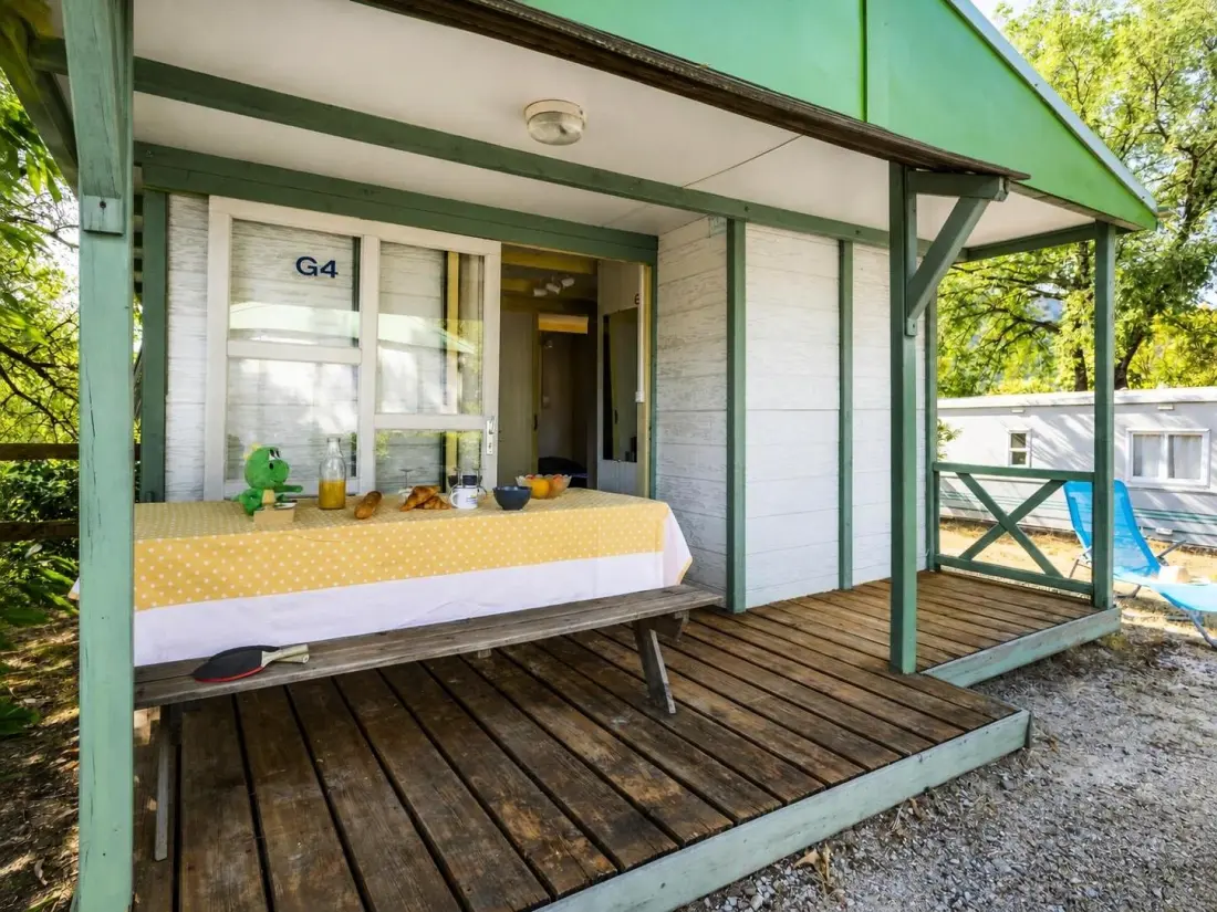 Flower CAMPING LES FAUVETTES 3 étoiles★★★