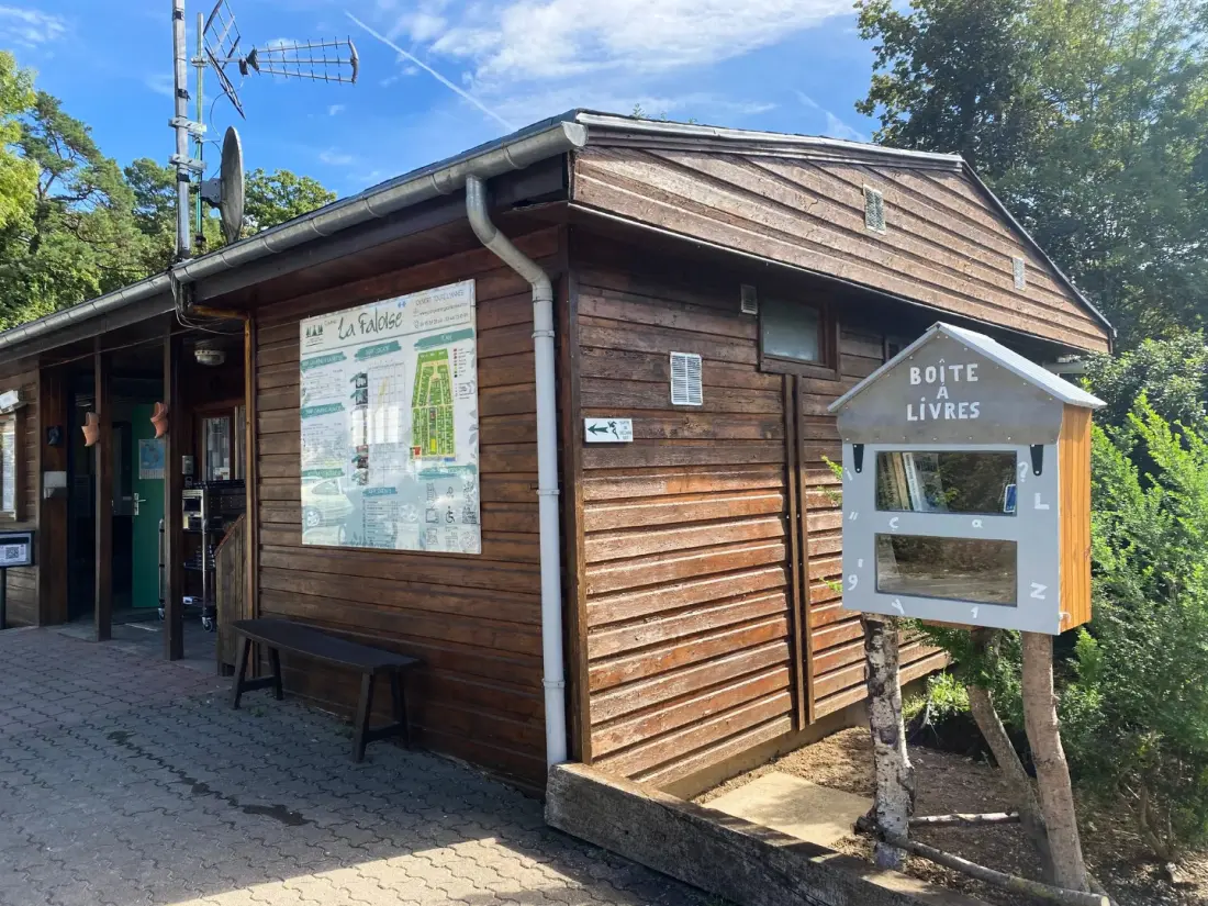 CAMPING LA FALOISE 2 étoiles★★